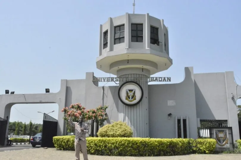 List of Federal Universities in Nigeria. Complete up-to-date list of all the accredited Federal Universities in Nigeria, along with their official website address and year established.